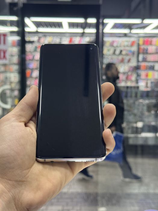 Samsung S10 soyasi yoq