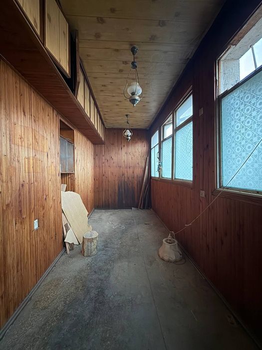 Продам чиланзар 13.  Двух комнатная.  Балкон 2*6