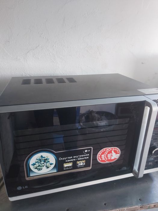 Микроволновка LG