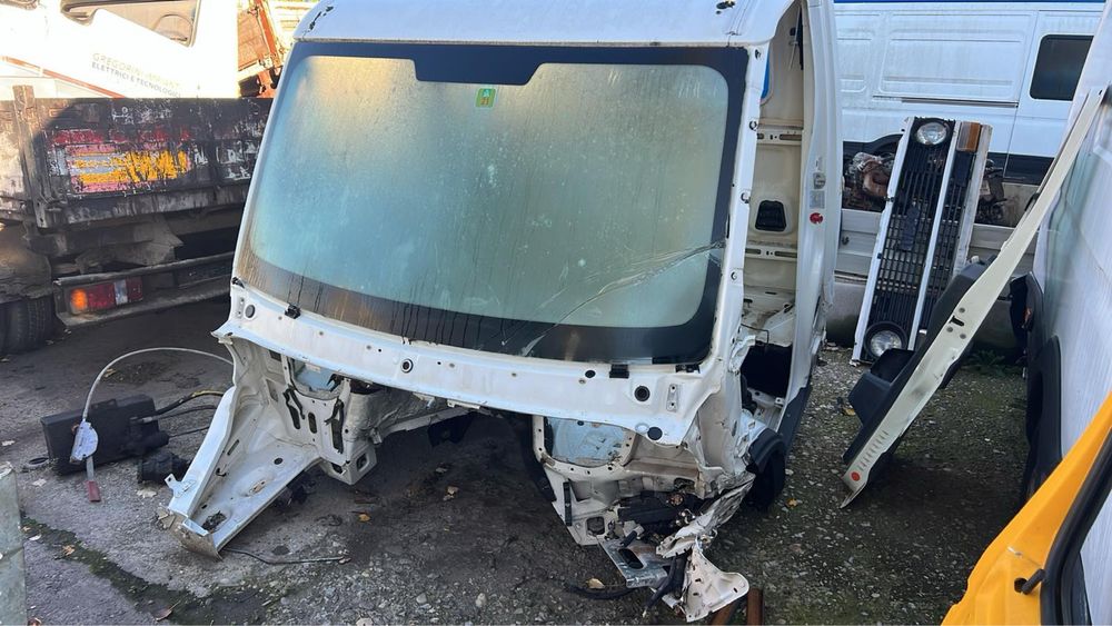 Ударена Кабина от Ивеко Дейли - 2017г