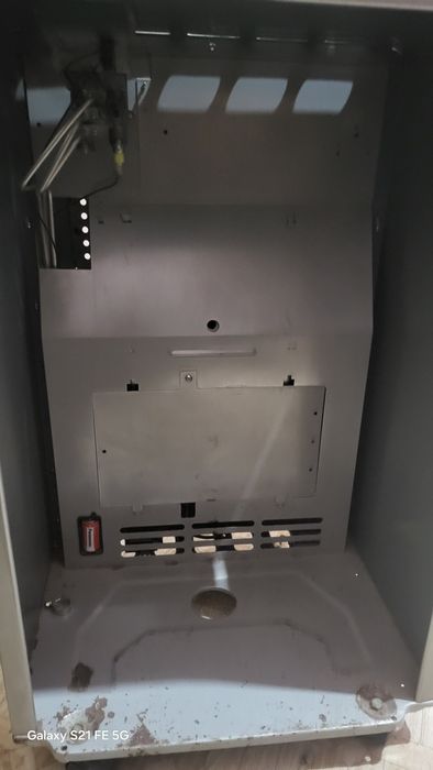 Pechka sotiladi Gazli