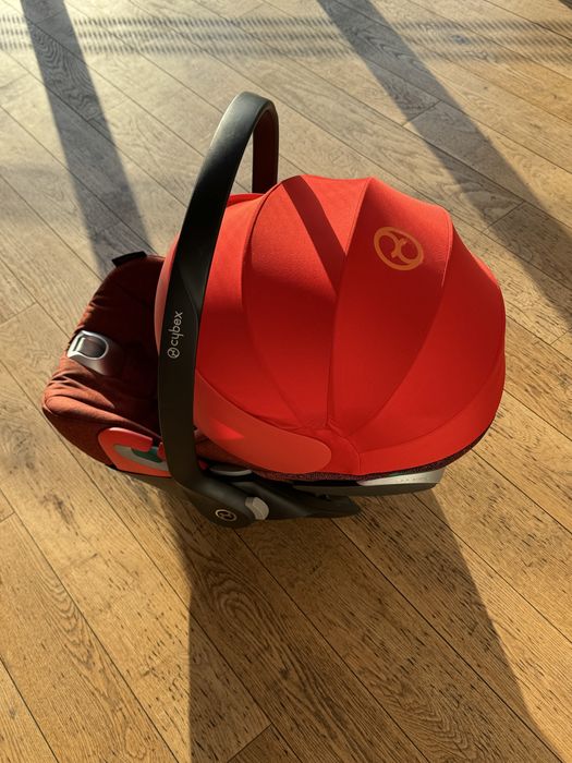 Scoica Cybex bebelus red