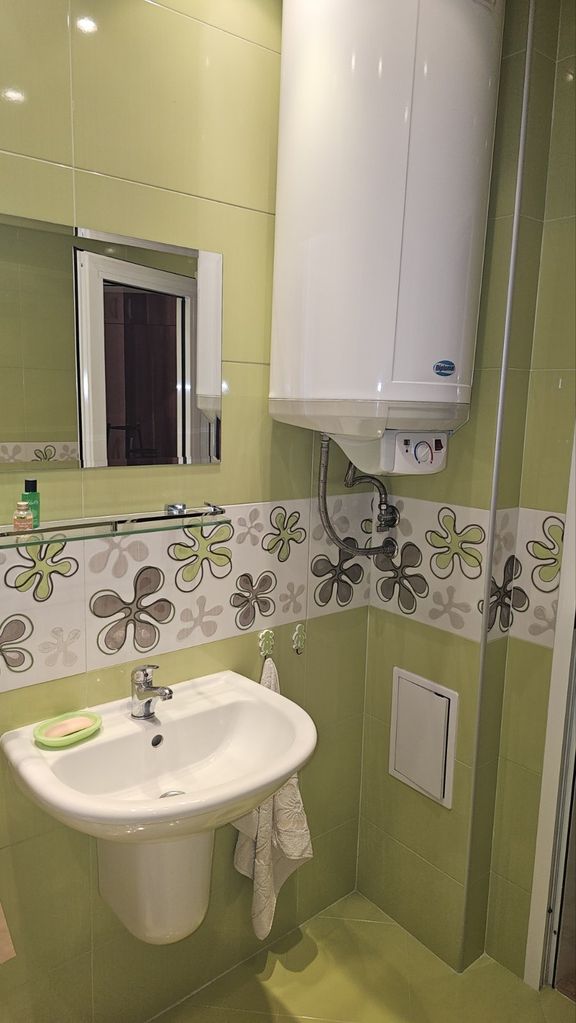 Дава се под наем Тристаен апартамент в Пловдив, Каменица 1 - 68 кв.м за 134000 € - Снимка #4