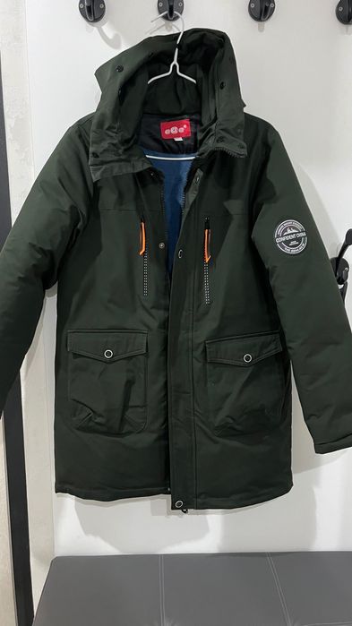 Продаю куртку зима