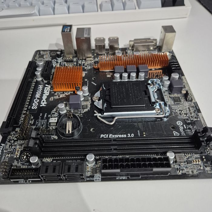 Placa de baza AsRock H110M-DGS, socket 1151, chipset Intel, mini-ITX