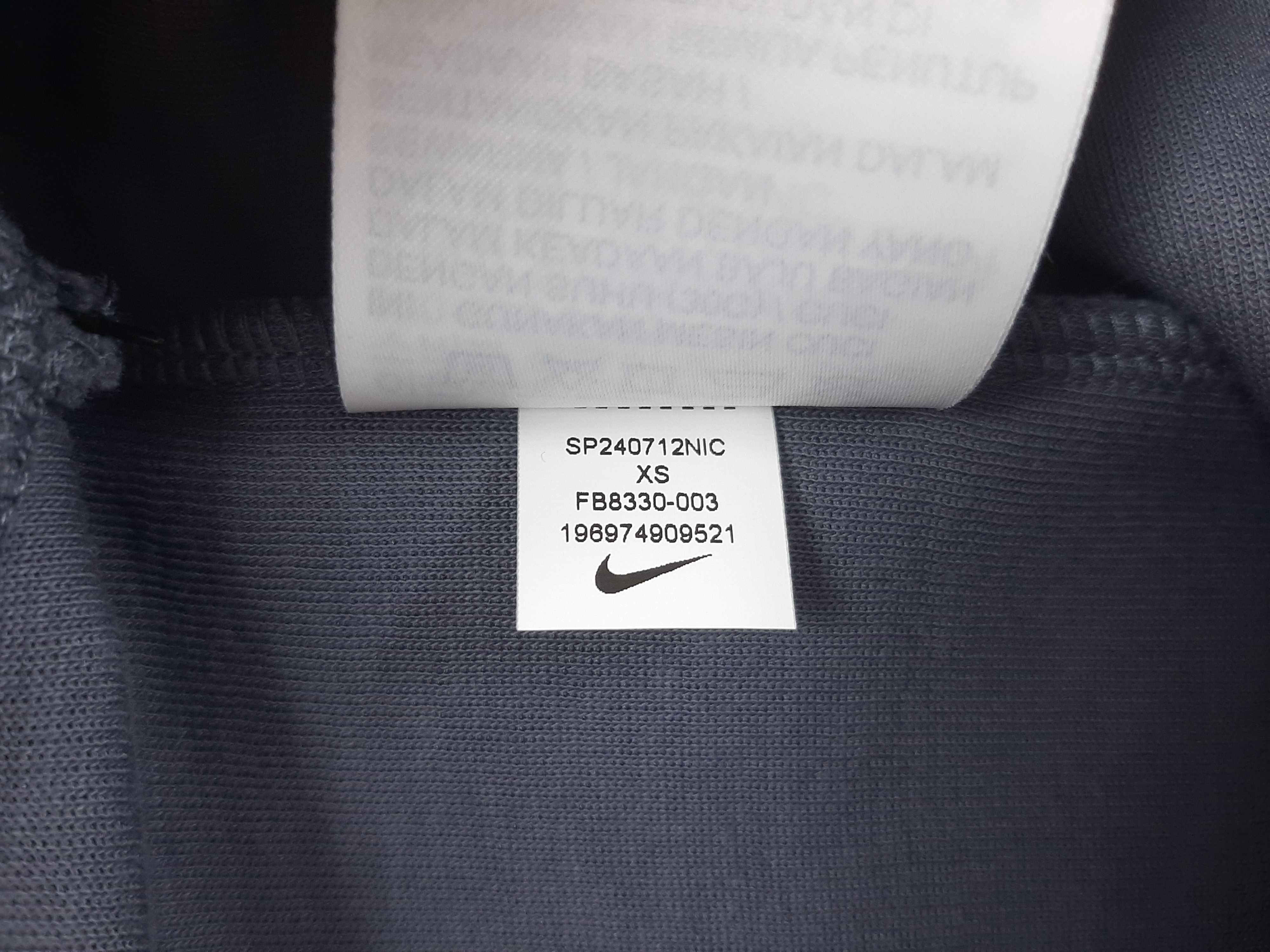 Nike Tech Fleece Jogger - Оригинално дамско долнище размер XS