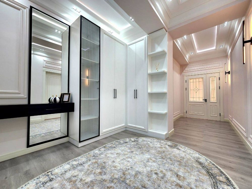 Квартира продажа Бабур парк. 102кв, с ремонтом и мебелью класса ЛЮКС..