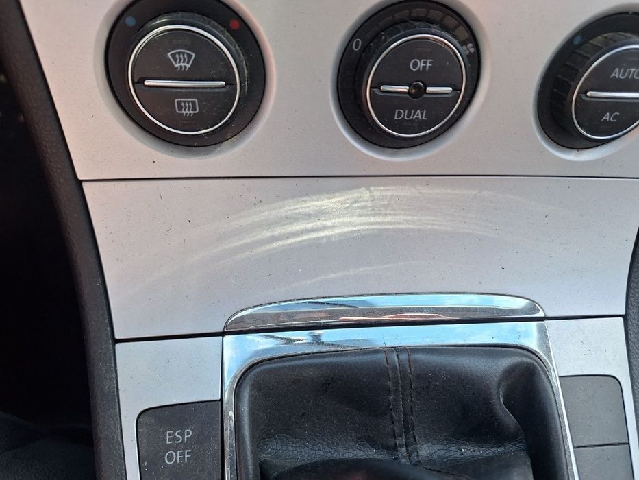 Scrumieră (față) VOLKSWAGEN PASSAT Variant 3C5 2008 1.9 TDI BLS 77KW|105HP 2008