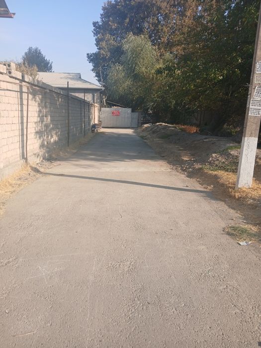 umumiy maydoni 10.89sotox 5 xona +1 ta oshxona  kotta yo'l yaqn