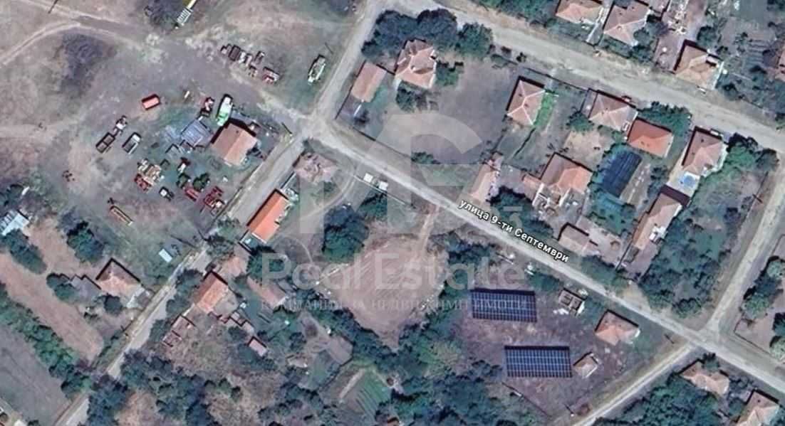 Продава се Парцел в с. Бресте, Област Плевен - 1700 кв.м за 36 €/кв.м - Снимка #1