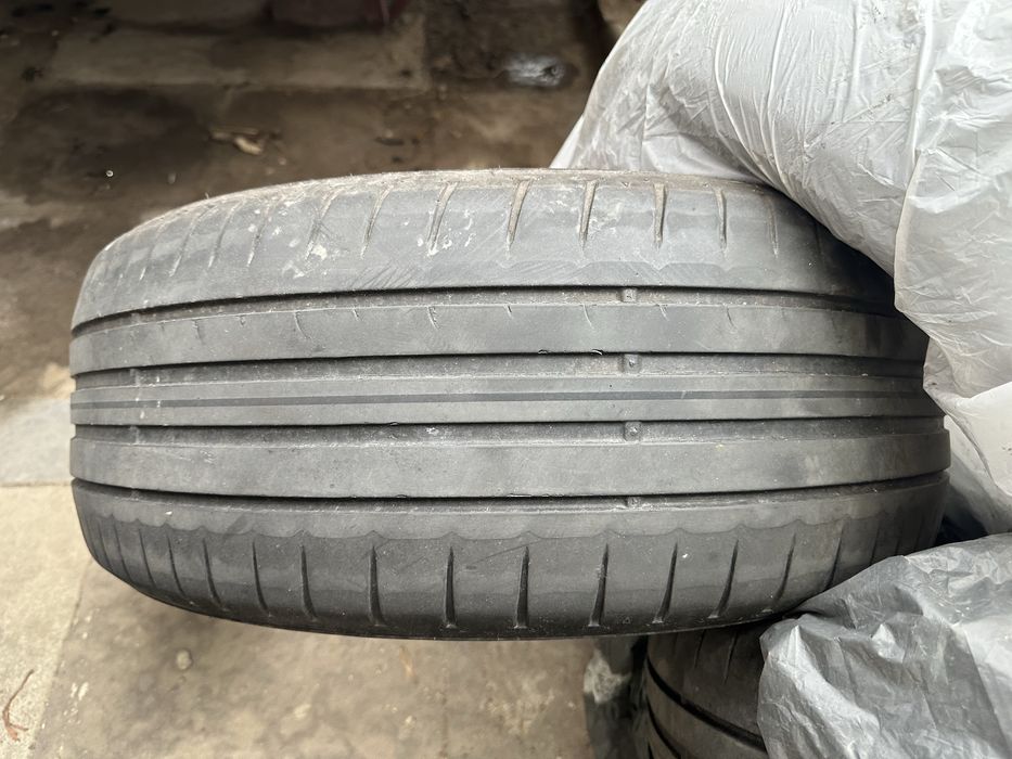 vand cauciucuri 215/45/16