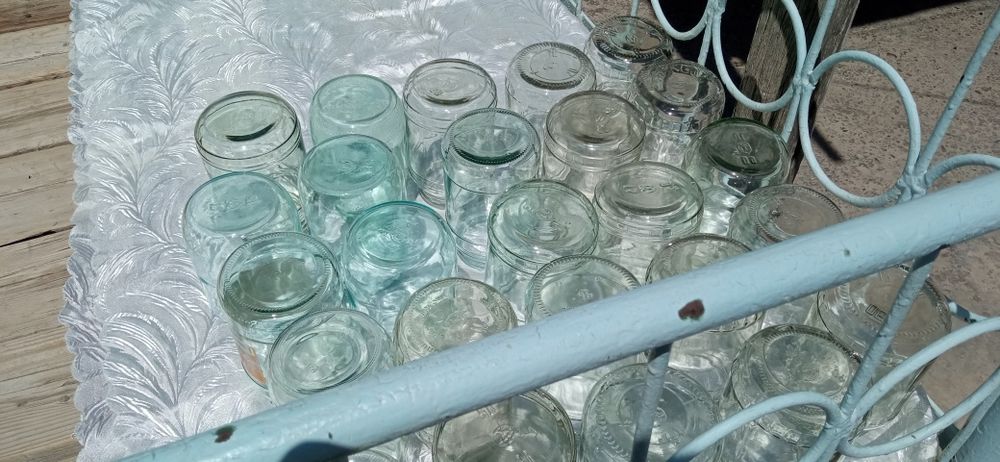 1 литрлик банкалар сотилади