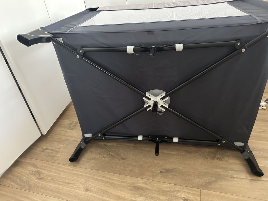 Mamas & Papas Кошара