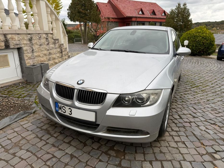 Vand BMW Seria 3 325i 218cp Euro 4 2005 Manual