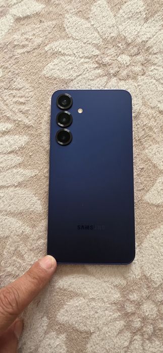 Vând samsung S25 plus 256GB