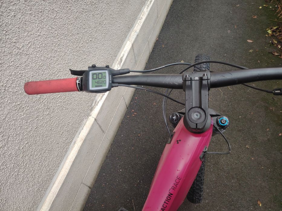 Bicicleta electrica Cube