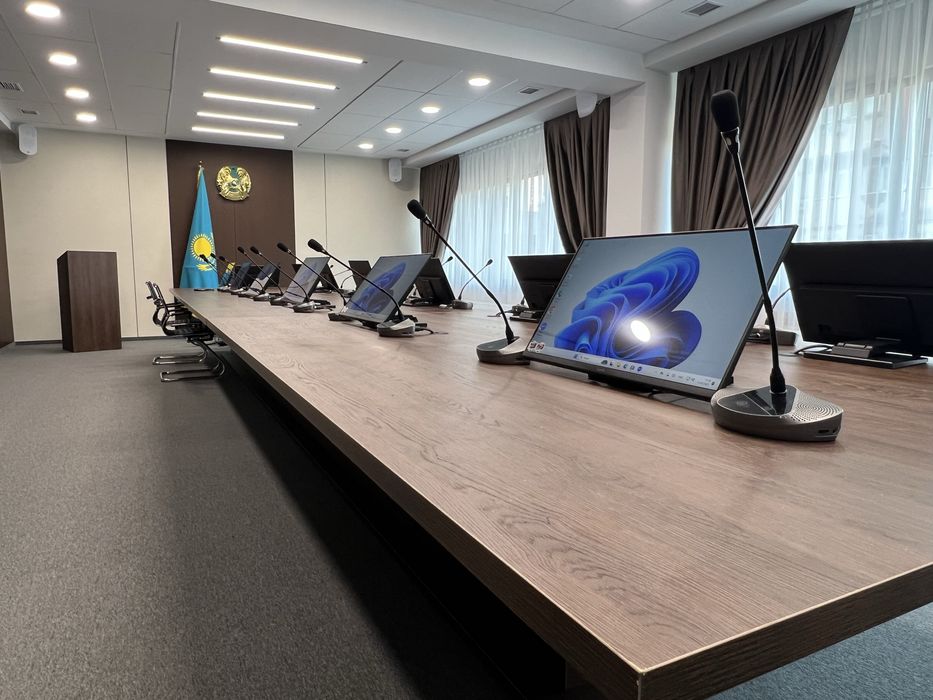 Конференц-залы под ключ LED-экраны, звук, ВКС, микрофоны