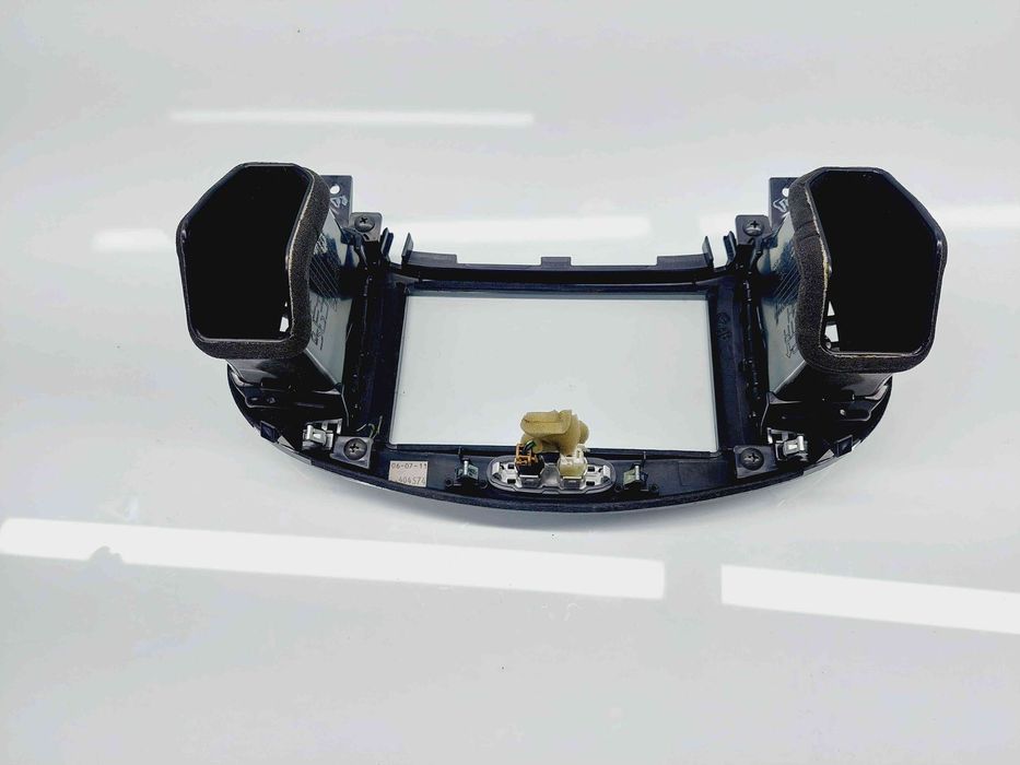 Grila aerisire centrala Nissan Juke [Fabr 2010-2014] Hatchback 68260-