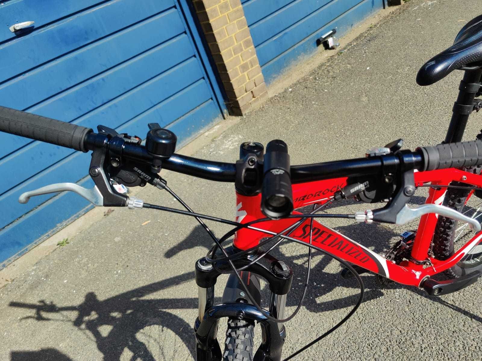 Велосипед SPECIALIZED Hardrock Sport Mountain Bike 19” Frame 24 Speed.