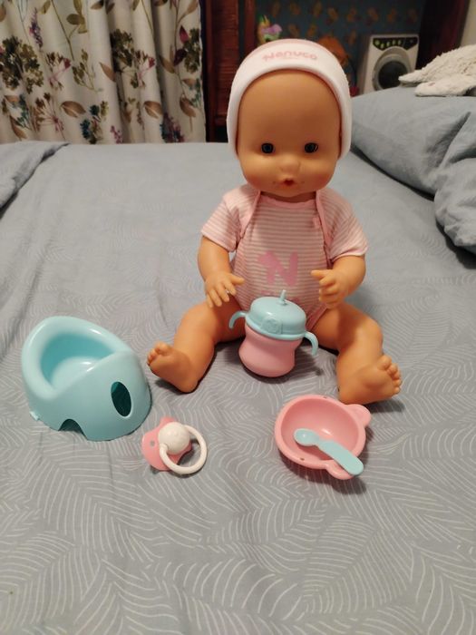 De vânzare bebeluși Nenuco Sara 11 funcții