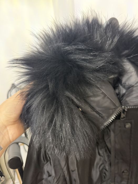 Зимно черно яке с качулка естествен косъм