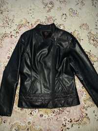 Продам Кожаную куртку чёрную, новую, чистая кожа 46 рзм
