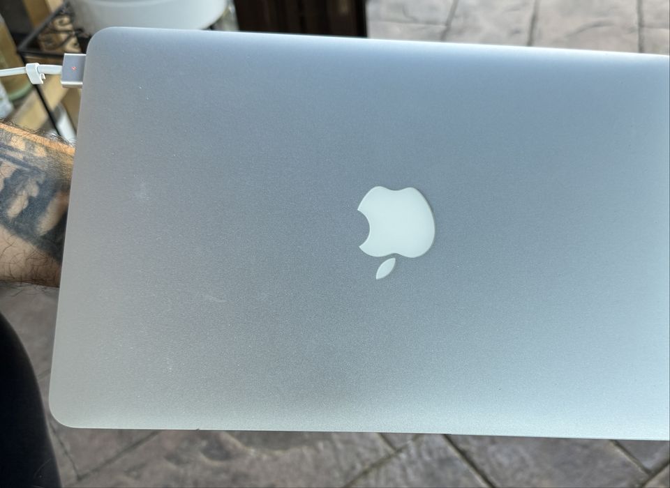 Macbook air A1465 i5