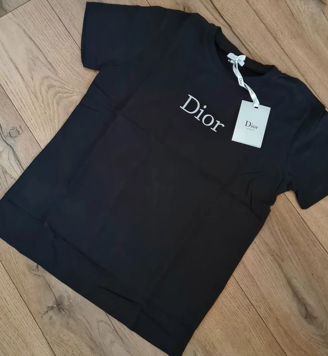 Тениски Balenciaga, Prada, dior