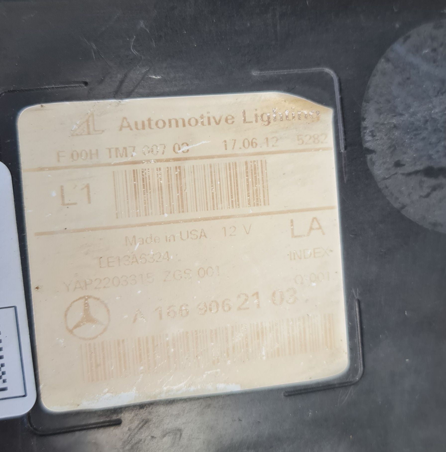 Far Stanga Mercedes GLE W166  cod : A166 906 21