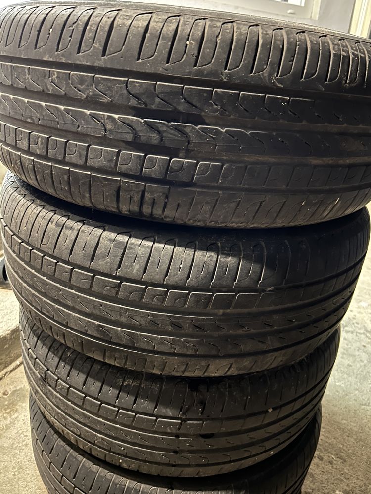215 55 17 Pireli vara