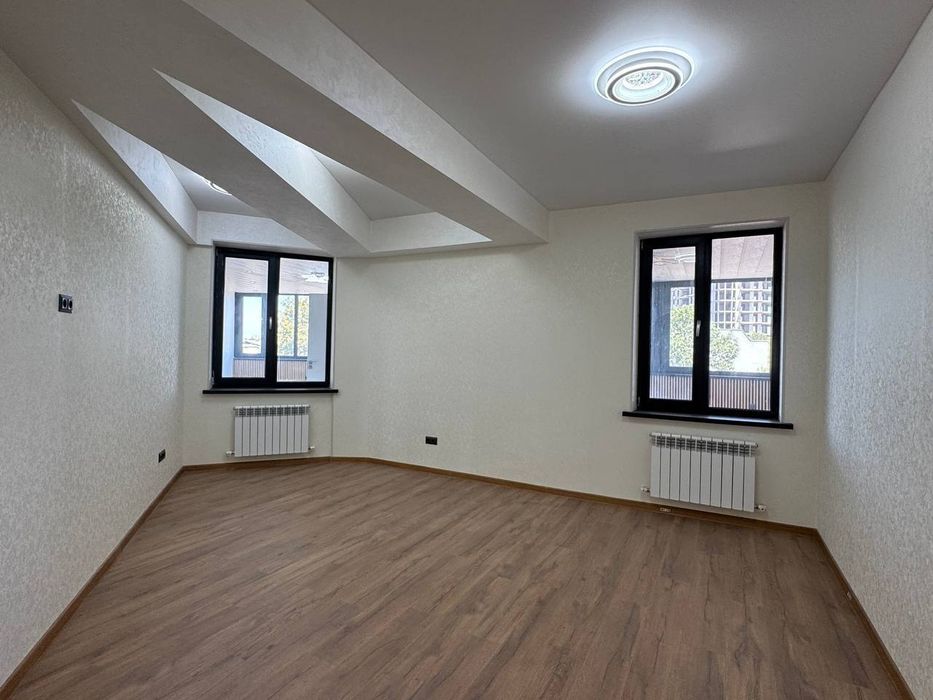 Квартира продается 4/3/10 на жк Elite house