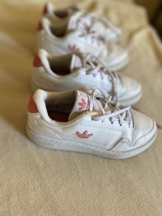 Маратонки Air Jordan Retro Air Force 1 Air Max 270 Air Max SC adidas