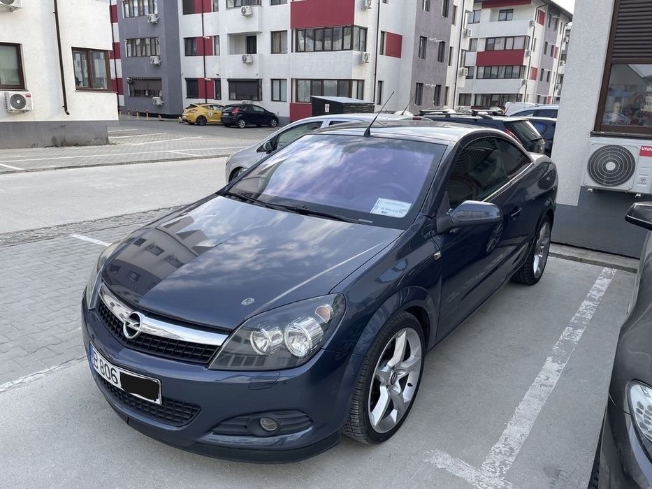 Astra H Twintop 1.9 defect/ pentru piese