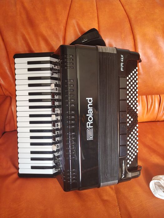 Schimb fr4x cu musictech