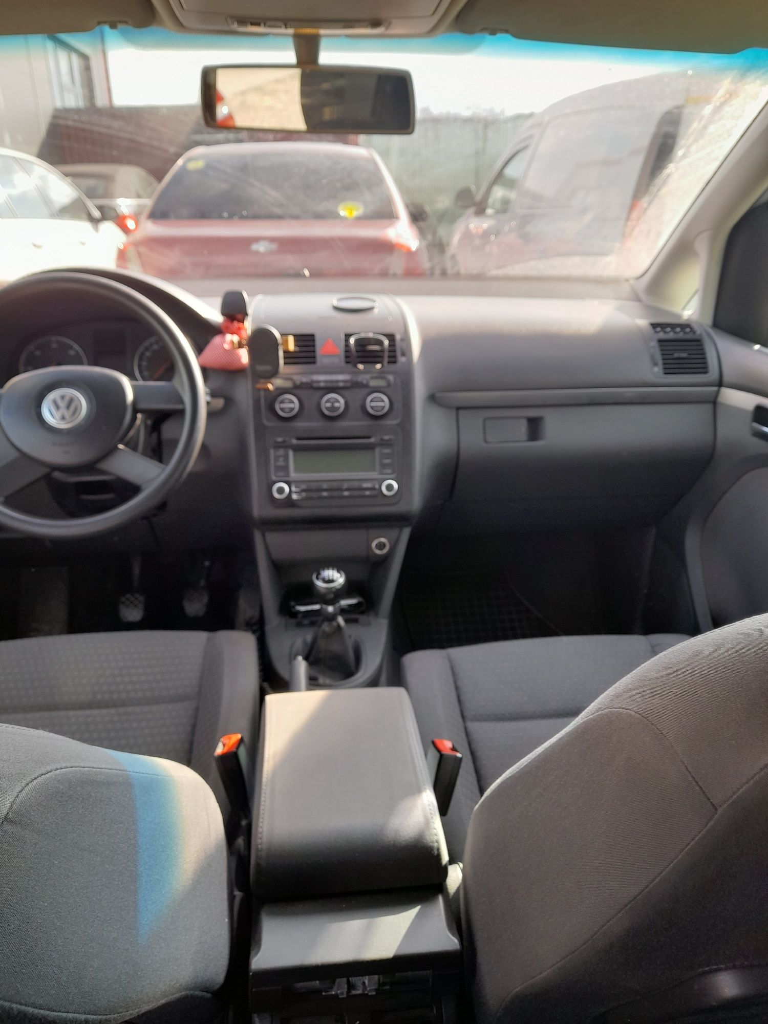 Vând VW Touran 2.0 tdi