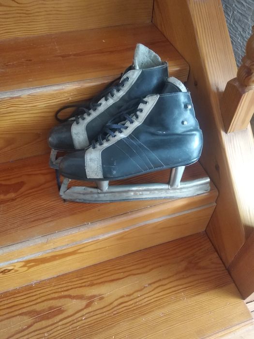 Продам коньки , коньки