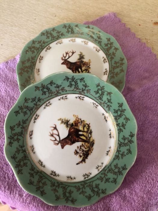 Посуда из серванта