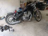Suzuki Intuder 750 на части