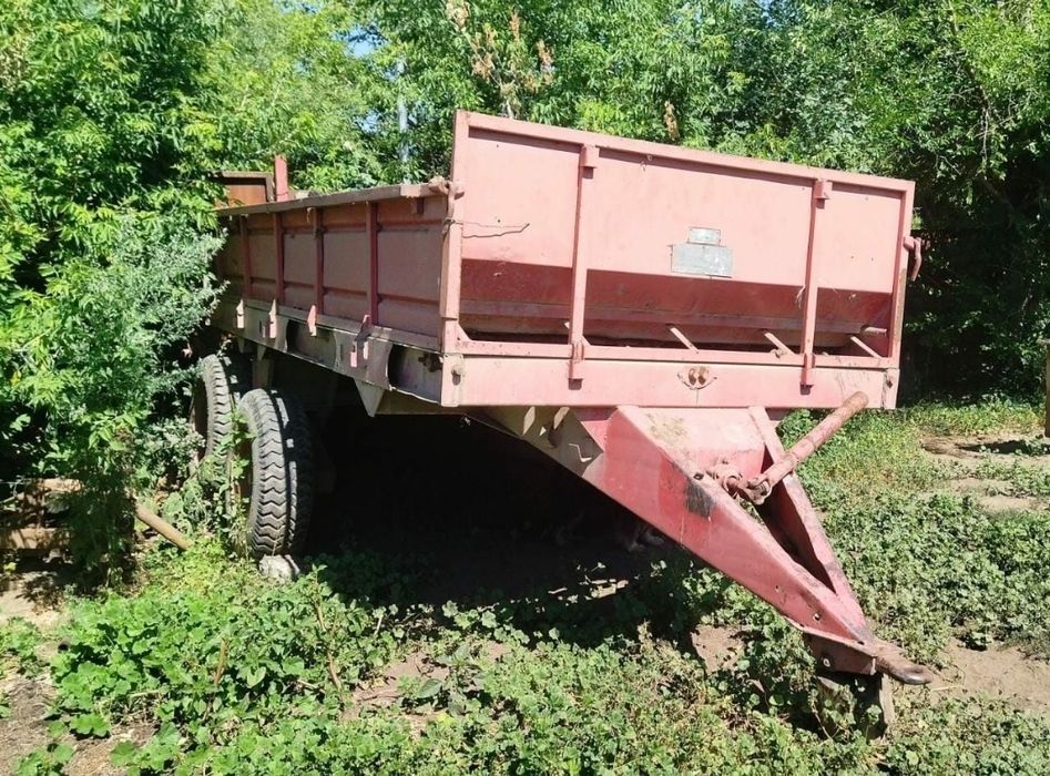 Разбрасыватель удобрений РОУ-6 на МТЗ прицеп 6 тонн