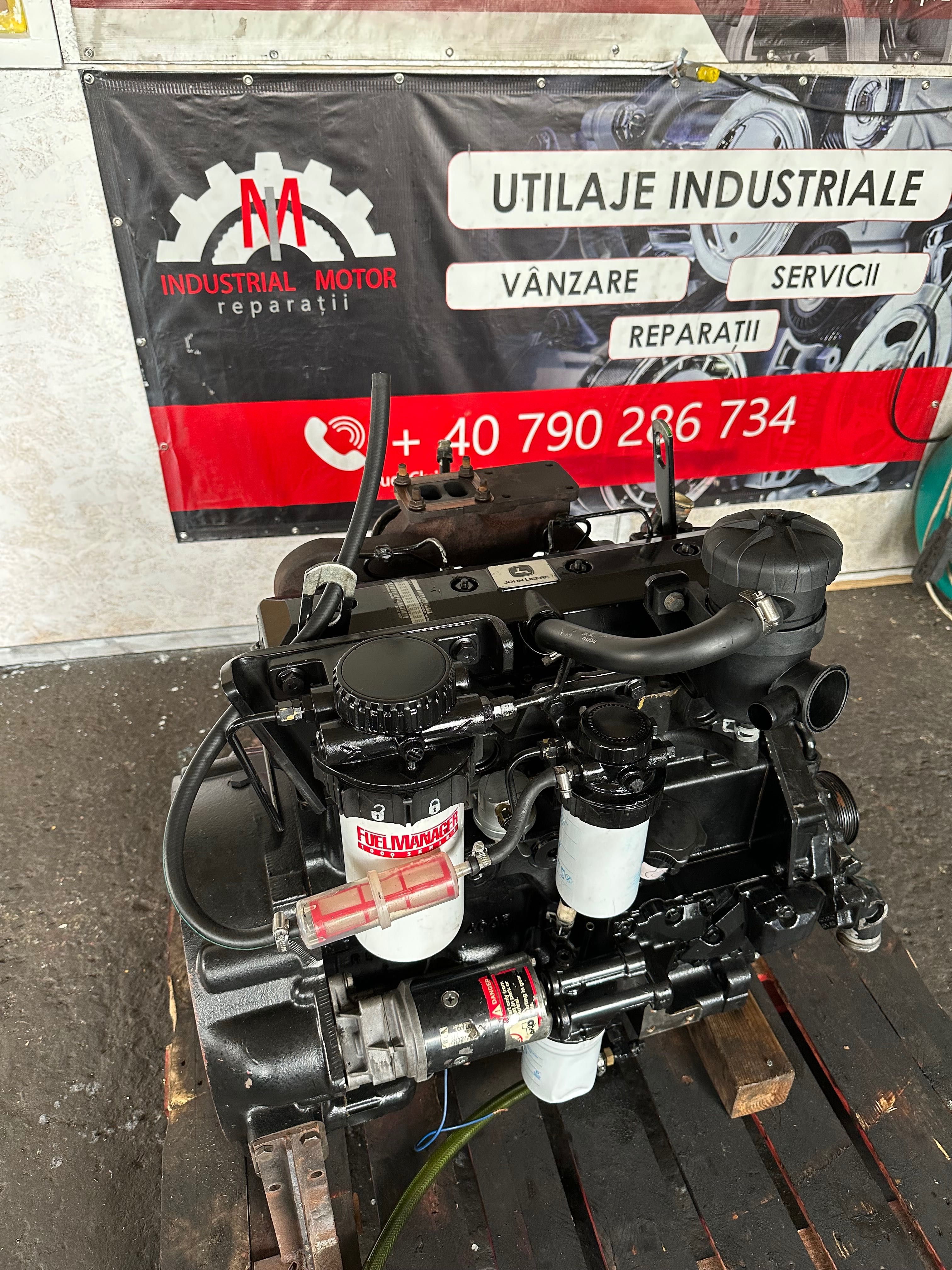 Vând motor J.Deere 4045