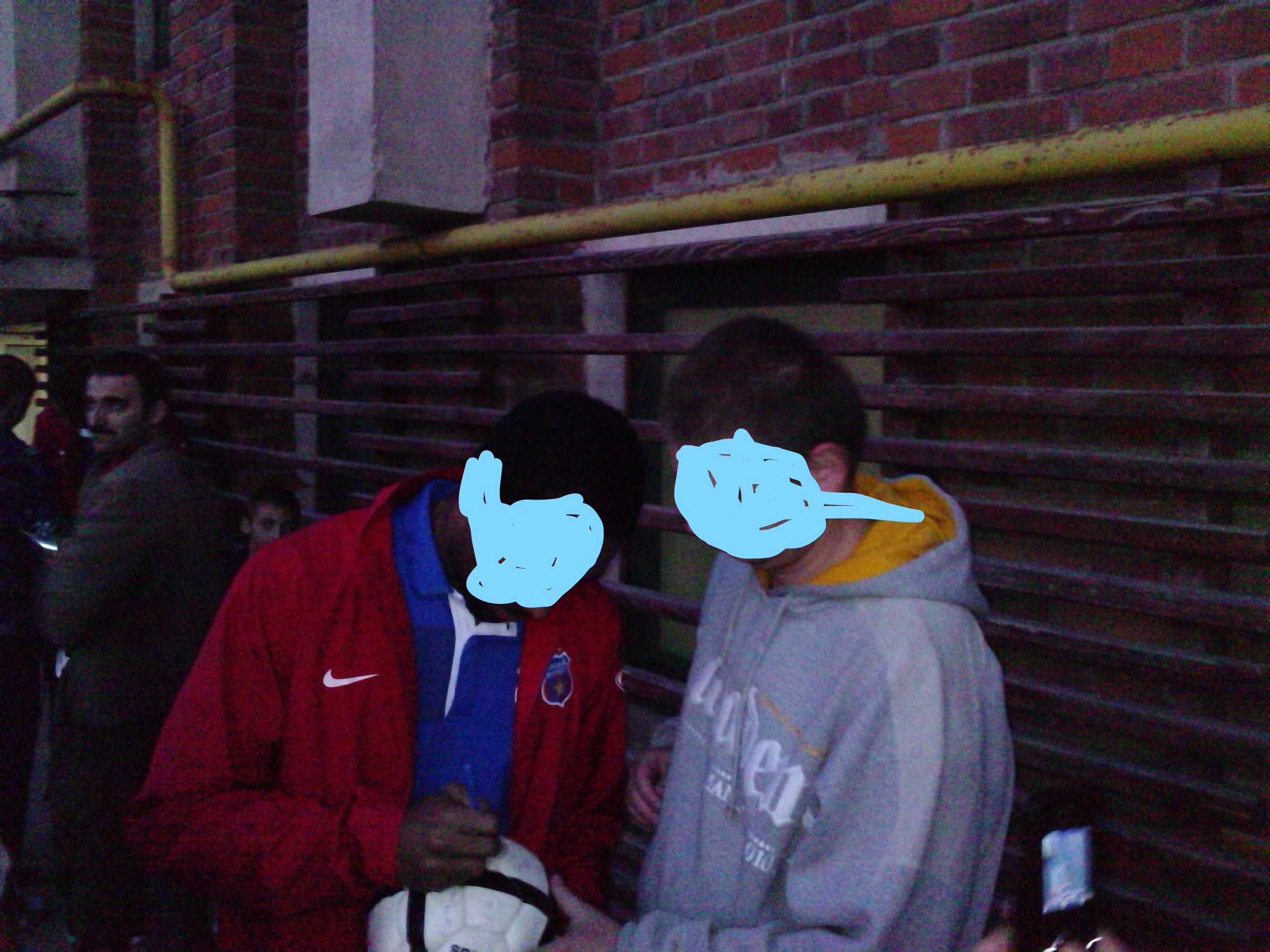 Minge autografe echipa Steaua și Brasov 2009