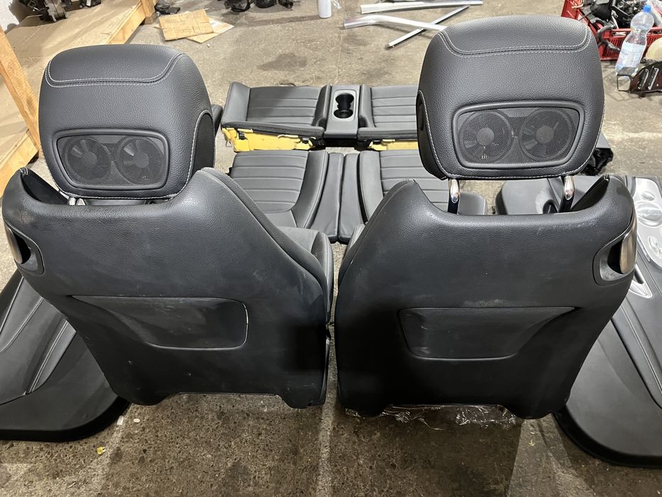 Interior / Scaune / Fete de usi Mercedes C Cabrio / Coupe W205