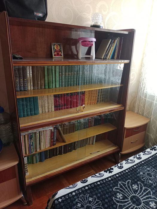 Книжный шкаф ...