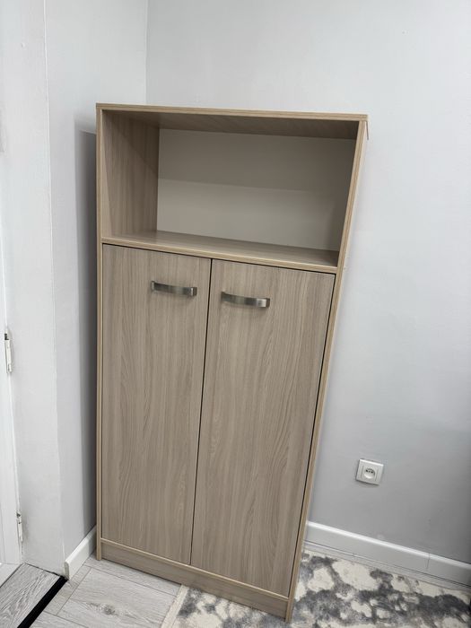 Продается шкаф полочный
