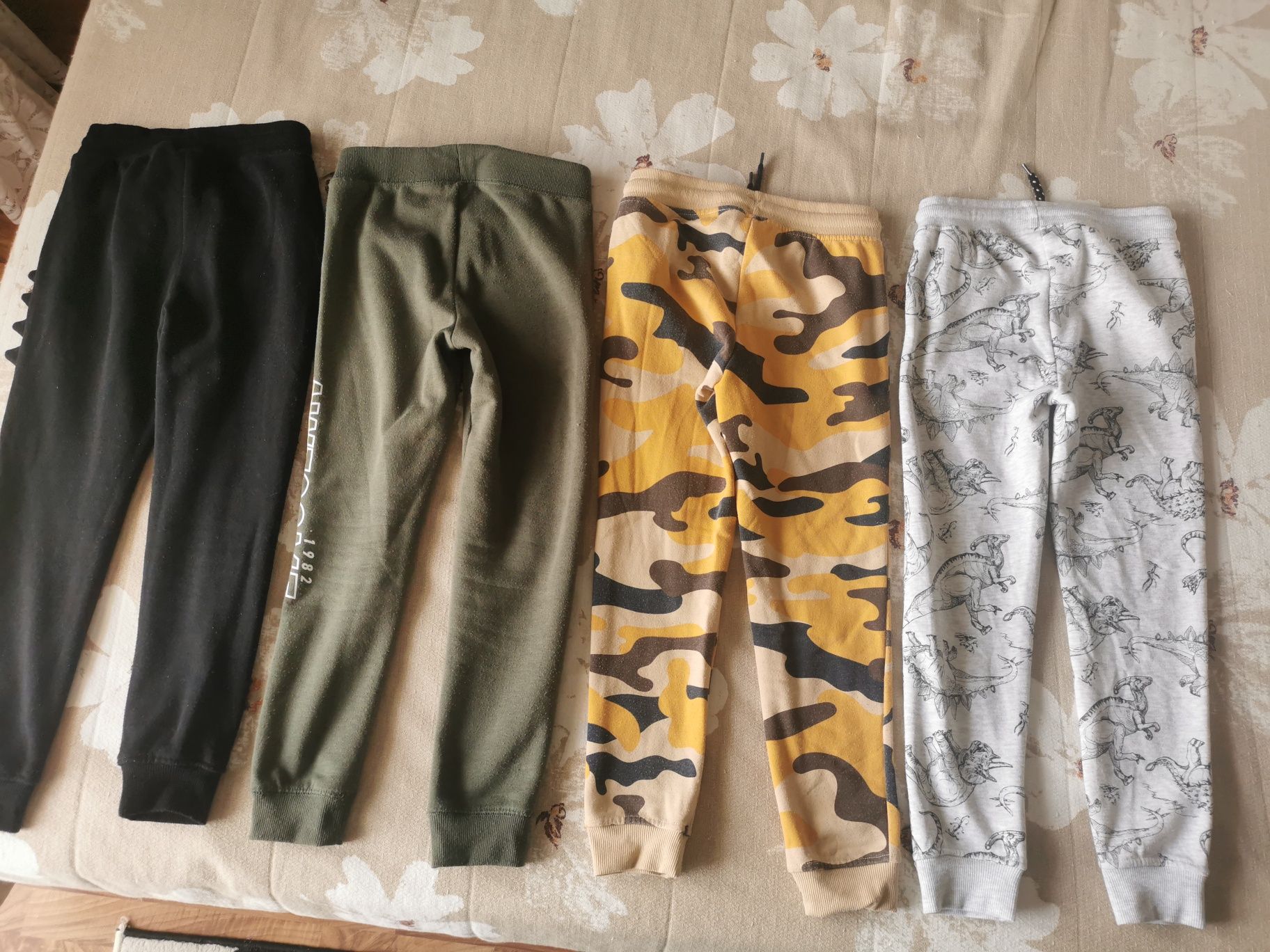 Lot pantaloni baiat Dopodopo 128(7-8 ani)