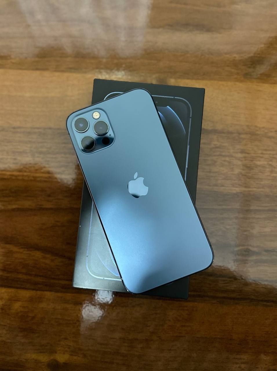 Iphone 12 pro  blue 128gb srochno