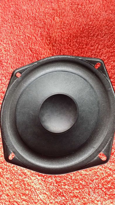 Vînd Schimb Difuzor 14 W Si 4 Ohmi