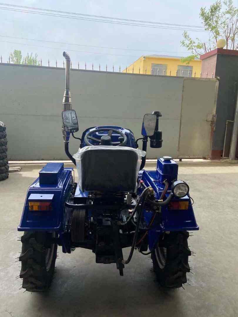 Mini Traktor sotiladi holati zõr