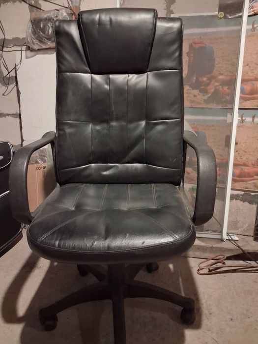 Офис стол тип директорски