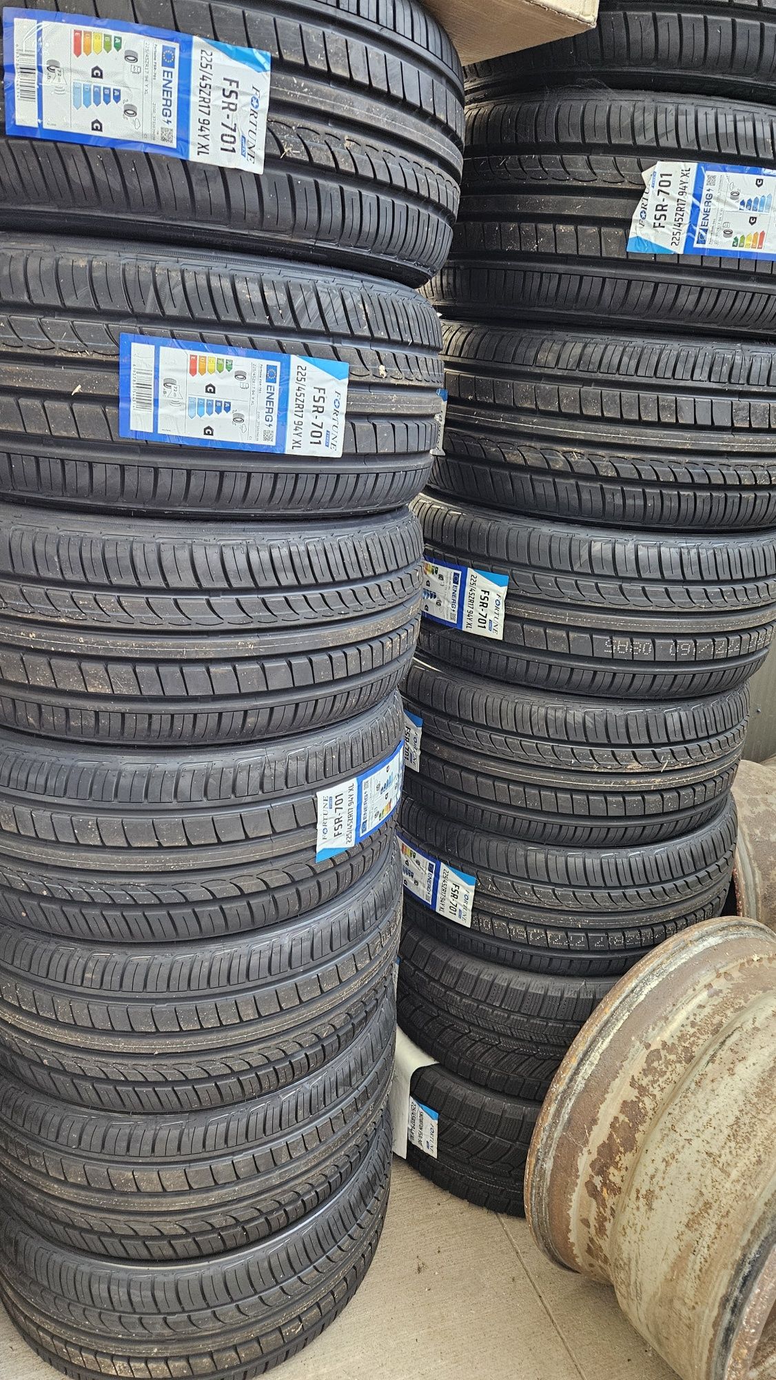 225/45R17 Fortune летни